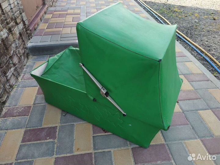 Коляска зеленая советская СССР