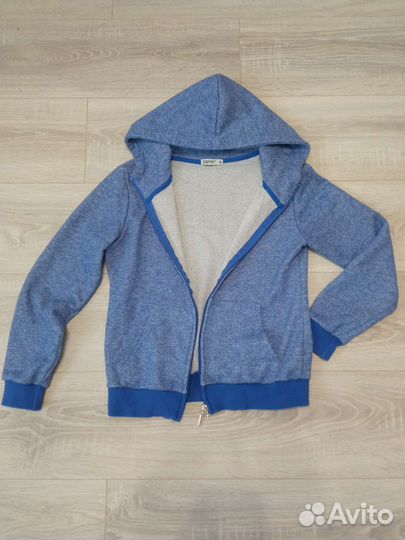 Костюм спортивный