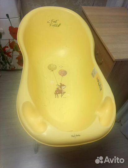 Ванночка для купания с подставкой