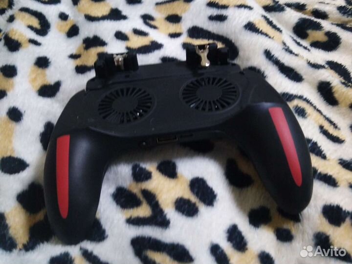 Жостик для телефона с подсветкой и охлаждением