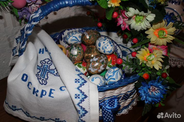 Салфетка пасхальная вышитая