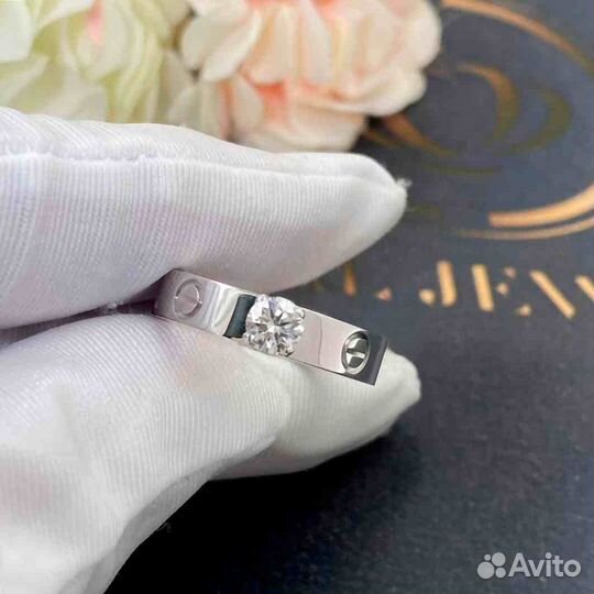 Cartier Love Solitaire кольцо, белое золото