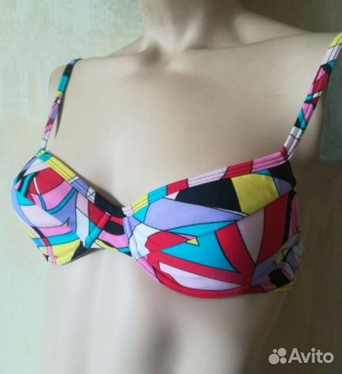 Купальники много смотри