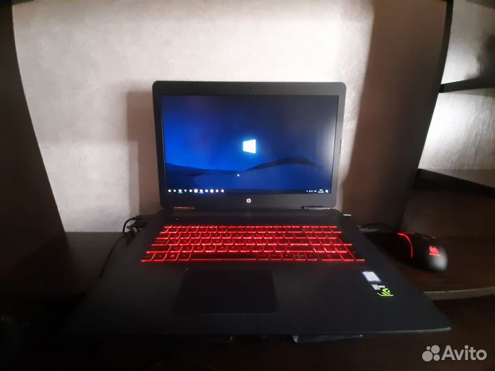 Ноутбук игровой 17w221ur (16gb i5-7300HQ GTX 1050)