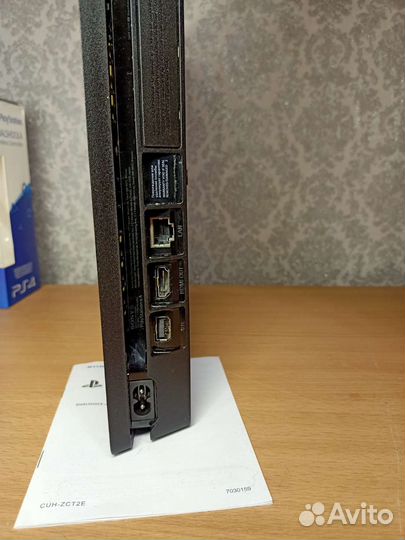 Sony PS4, Гарантия, два геймпада + игра