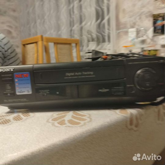 Видеомагнитофон sony