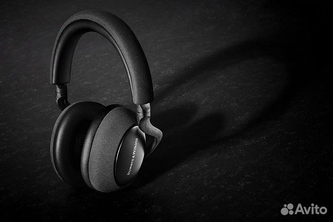 Bowers & Wilkins PX7 Space Gray