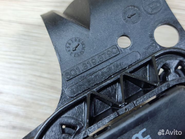 Сервопривод заслонки печки Audi Seat Skoda