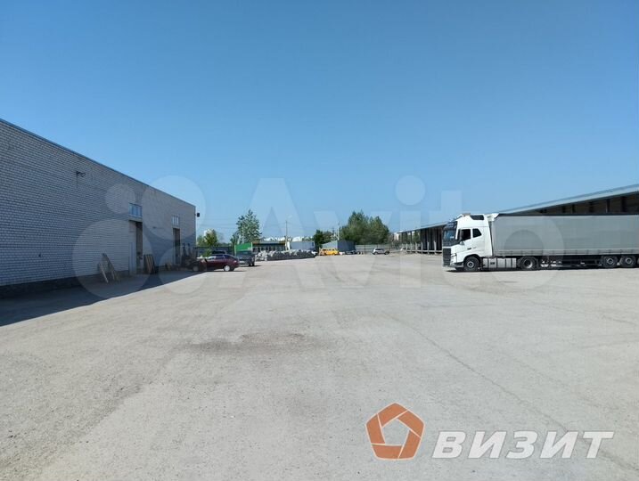 Склад на въезде в город, 1200 м²