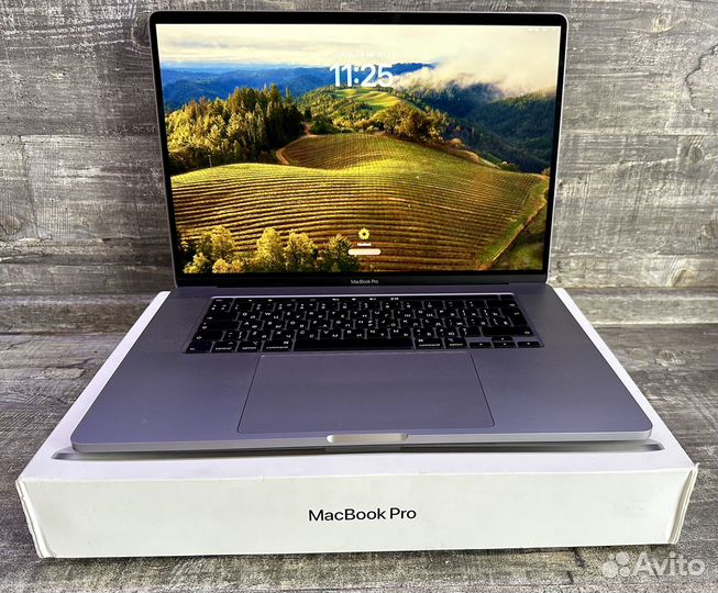 Apple macbook pro 16 i7 64gb SSD 2TB 5600m 8gb