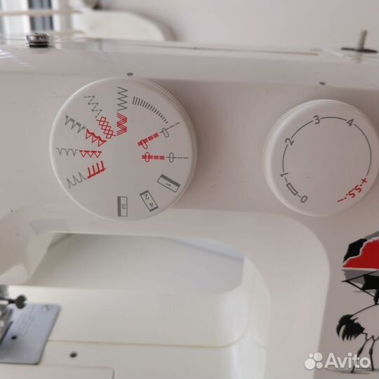 Швейная машина Janome 2252 бронь