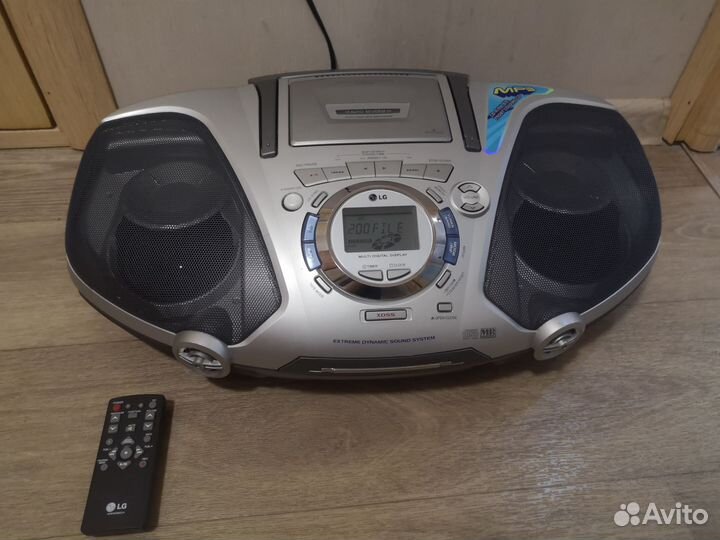 Бумбокс LG lm375x