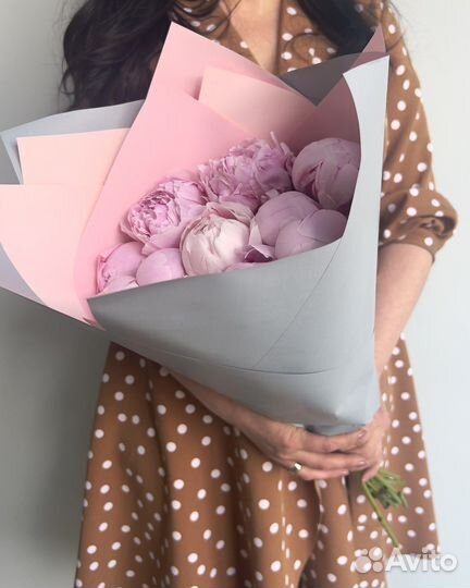 Пионы оптом. Букет пионов из 9 шт Голландия