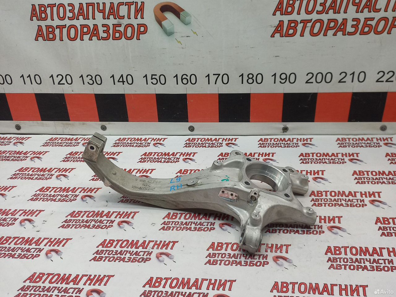 Кулак поворотный правый Lixiang L9 Лисян Ли9