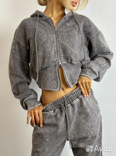 Женская одежда