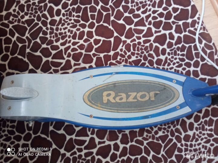 Электро самокат razor E90