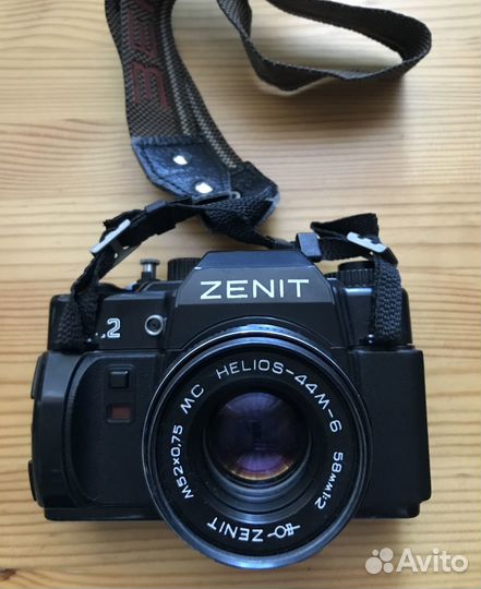 Фотоаппарат пленочный Zenit