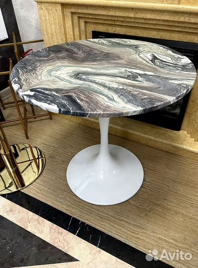 Круглый стол лофт