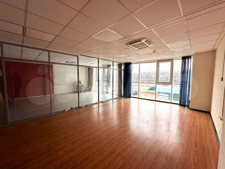 Офис с видом на Кубань, с ремонтом, 396 м2