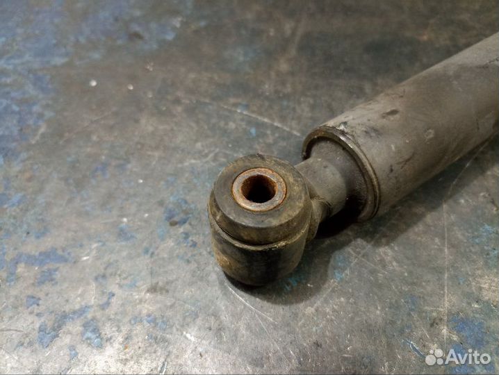 Амортизатор задний Chrysler Crossfire