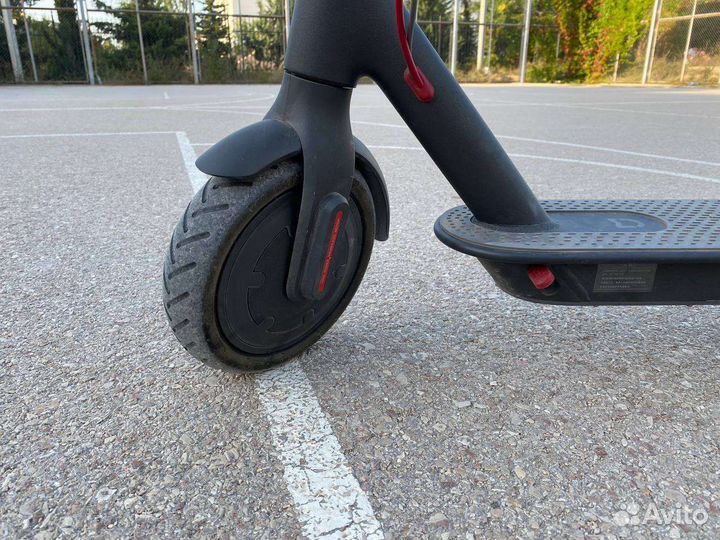 Электросамокат Xiaomi MiJia Scooter M365 Black