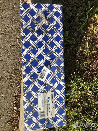 Продам стойку правую на mitsubishi carisma