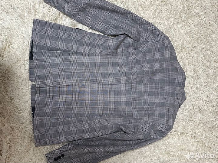 Пиджак серый