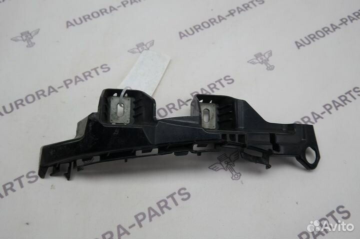 Кронштейн Mercedes C W205 2013