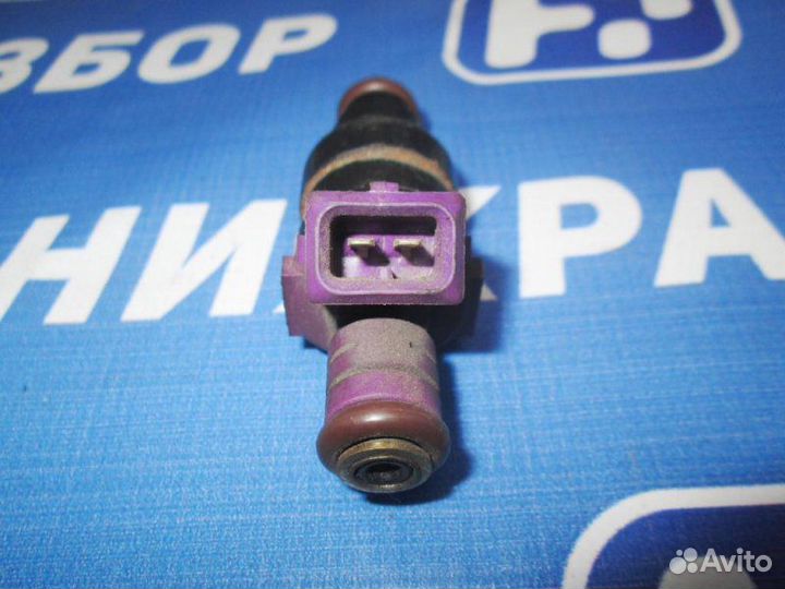 Форсунка Volvo S40 2001-2003