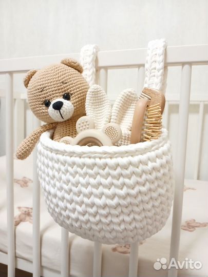 Подвесная корзинка на кроватку