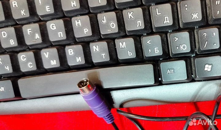 Механическая клавиатура Microsoft