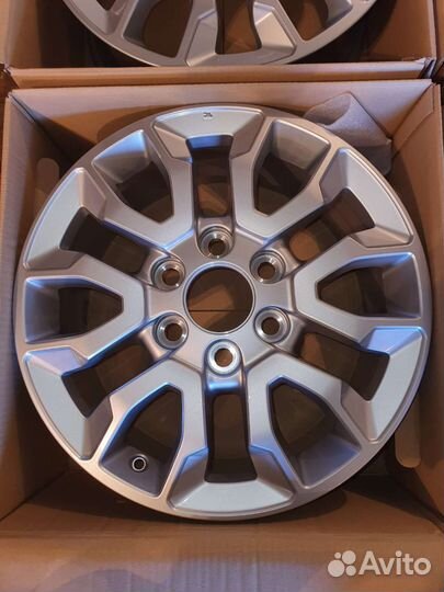 Диски оригинал новые R18