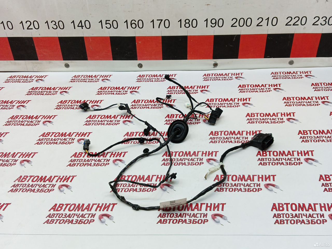 Проводка двери задней правой Джили Монжаро