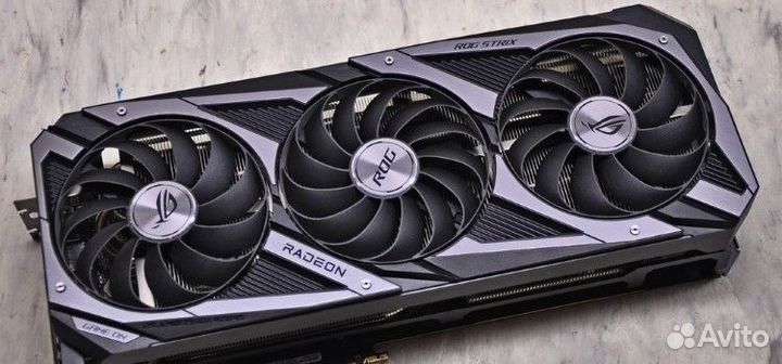 RX 6700XT 12GB Asus Rog strix