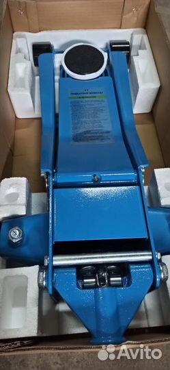 Домкрат подкатной низкопрофильный 3т Trommelberg