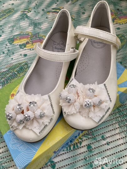 Туфли белые для девочки 30 размер