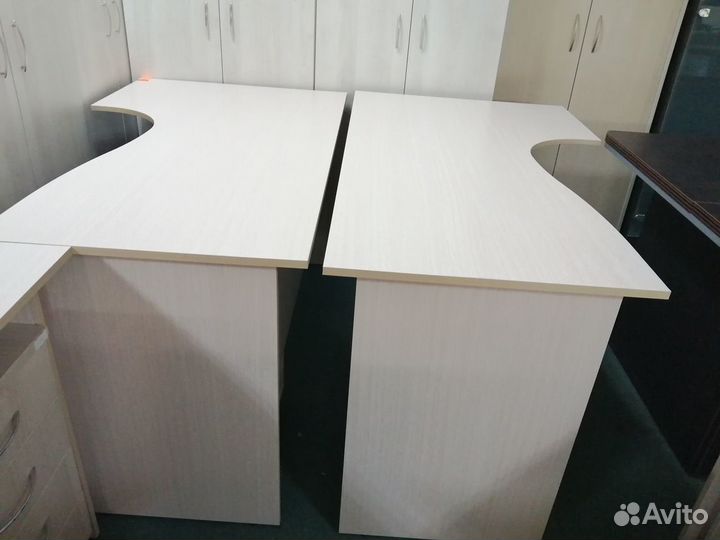 Стол эргономичный новый