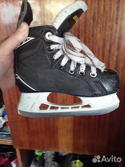 Хоккейные коньки Bauer