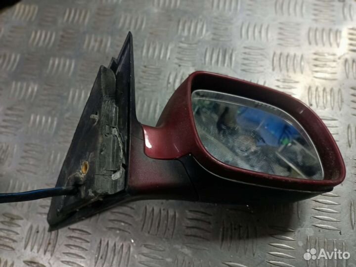 Зеркало правое VW Passat B5