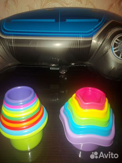 Развивающие игрушки для малышей пакетом