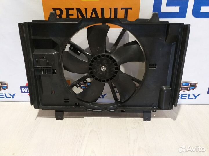 Вентилятор радиатора охлаждения двигателя диффузор