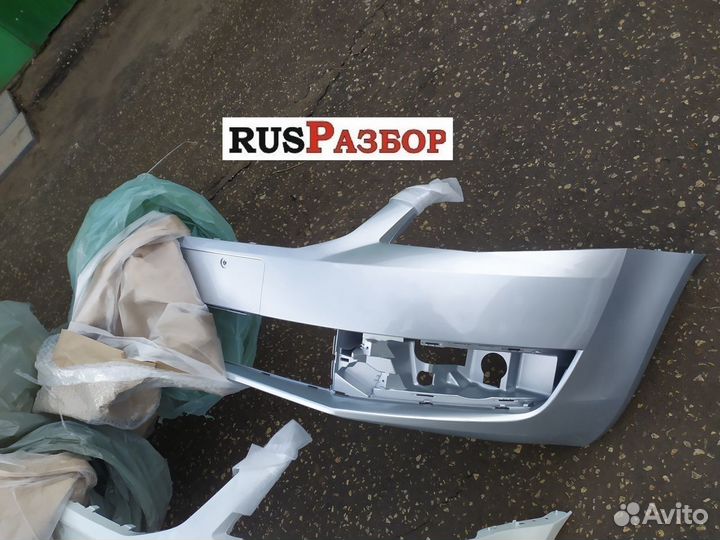 Бампер окрашенный в цвет Шкода Октавиа А7