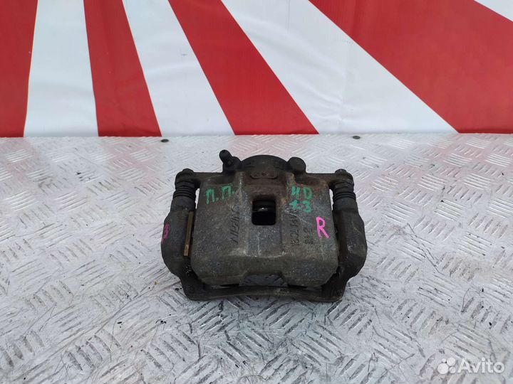 Суппорт передний правый Honda Civic 4D 1.3