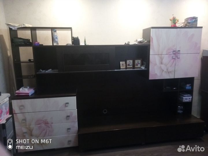 Стенка в гостиную