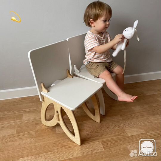 Детсктй стол и стул из дерева новые