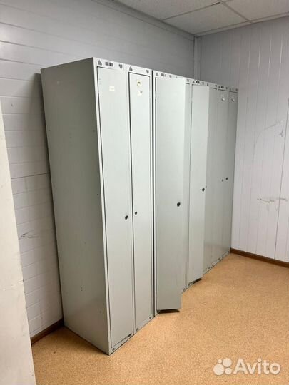 Шкафчики для раздевалки (2 секции) б/у