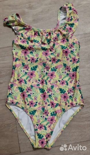 Купальники Calzedonia, Benetton