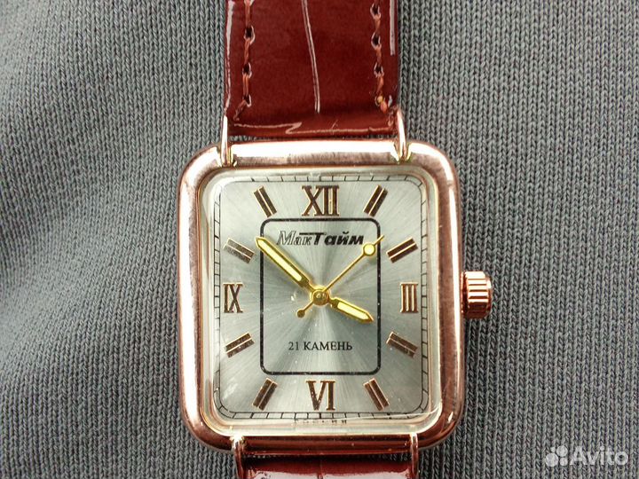 Золотые часы мактайм 21 камень