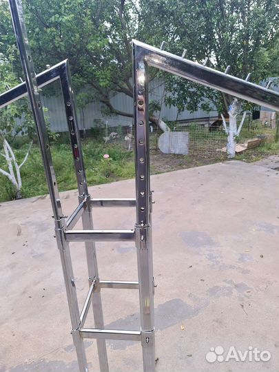 Стойка для одежды напольная