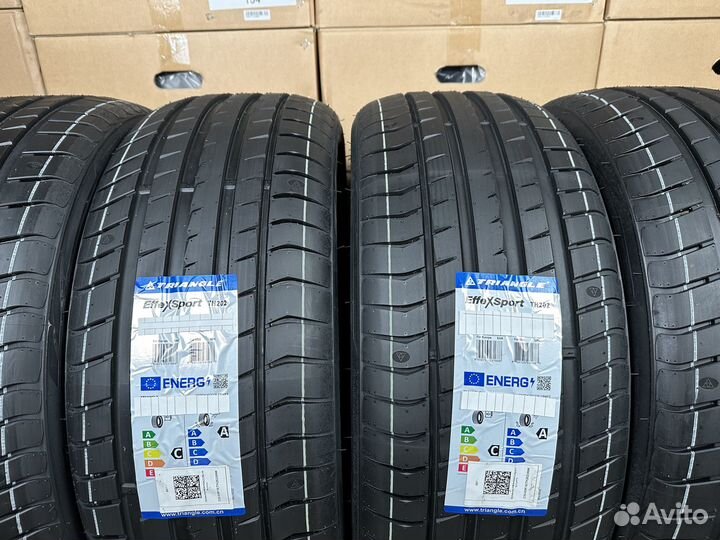 Triangle EffeXSport TH202 215/55 R18 99W